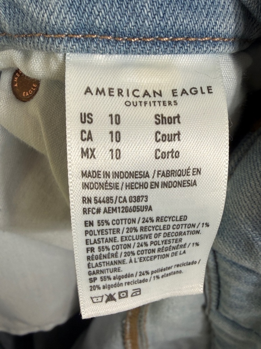 American Eagle Curvy Straight Light Wash Jeans. Womens Size 10 Short. Inseam 28" - Picture 10 of 10